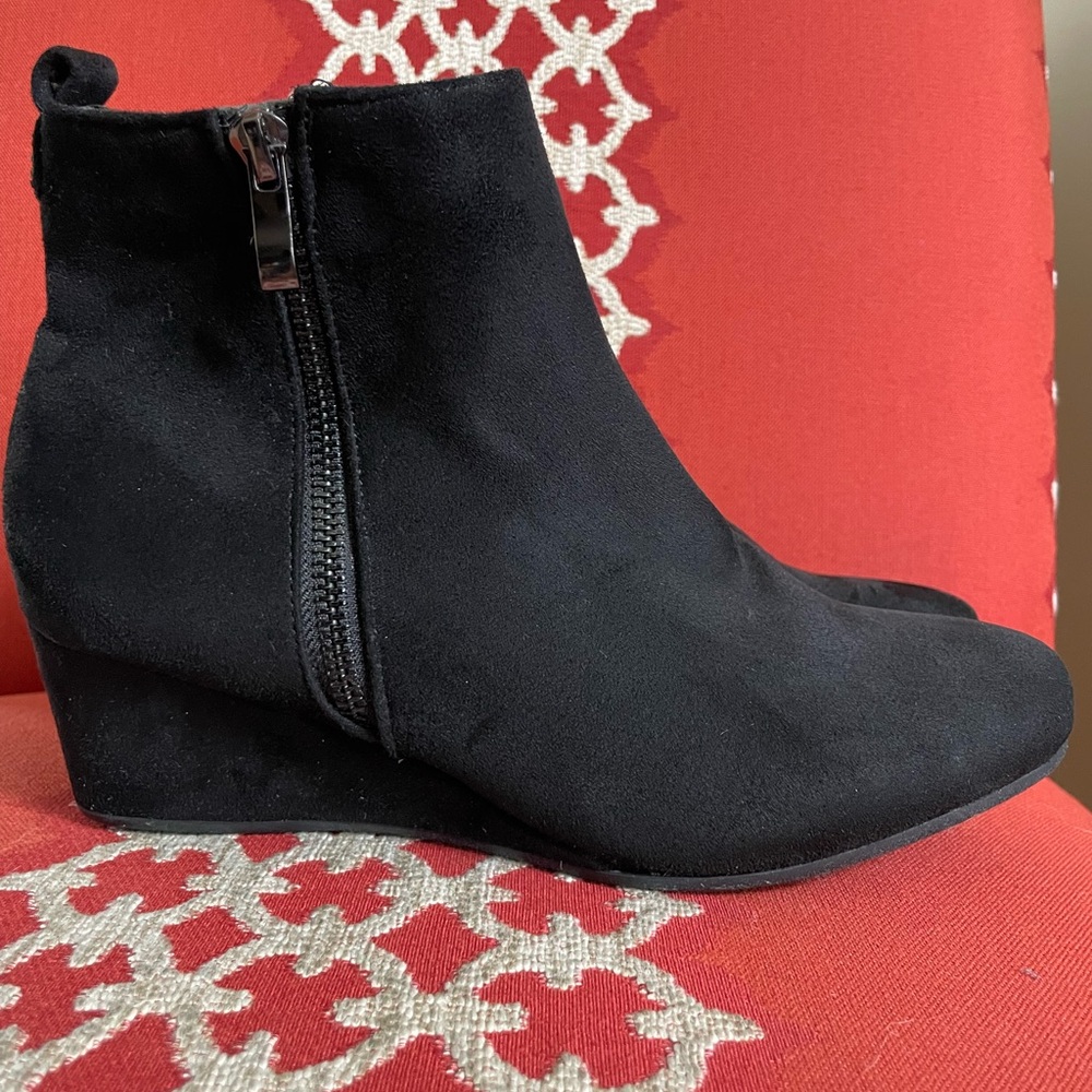 NEW Dream Pairs Black Suede Ankle Boots